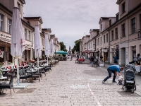 Brandenburger Straße  A pedestrian street running from the Brandenburg Gate to the  priory church of St. Peter and St. Paul. : 2016, Brandenburg, DEU, Fujifilm, Germany, Potsdam, digital image, historia, history, kaupunki, kesäloma, matka, summer holiday, town, travel