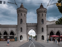 Nauener Tor  The Nauen Gate has been part of Potsdam's fortification since 1720. The current gate was designed by Johann Gottfried Büring, after an original sketch by King Frederick the Great. It was built in 1755 and is one of the first examples of English Gothic Revival architecture in Continental Europe. : 2016, Fujifilm, Potsdam, digital image, historia, history, kaupunki, kesäloma, matka, summer holiday, town, travel