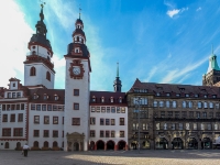 Neues und Altes Rathaus  The town hall of Chemnitz consists of two buildings. The old town hall was built in the 15th century. The new townhall, on the other hand, was built at the beginning of the 20th century and was designed by Richard Möbius. The new town hall was erected next to the old one. : 2016, Canon, Chemniz, DDR, Germany, Karl-Marx-Stadt, LG, LG G3, Saksa, digital image, historia, history, kaupunki, kesäloma, matka, mobile phone, phone image, summer holiday, town, travel