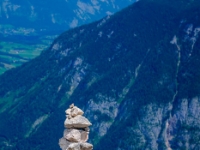 Stone piles  These are more familiar to me from Norway, again. Seems to be international trend though. : 2016, AUT, Austria, Fujifilm, Itävalta, Krippenstein, LG G3, Oberösterreich, UNESCO, Winkl, digital image, kesäloma, luonto, maisema, matka, mountains, nature, phone image, scenery, summer holiday, traffic, vuoristo