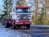 Volvo 495 /6x2  vm. 1966, Raimo ja Kirsti Stenvall : 2017, Fujifilm XT-1, Joroinen, Kevätpäiväntasaus-ajo, Vetku, auto, historia, kuorma-auto, liikenne, talvi
