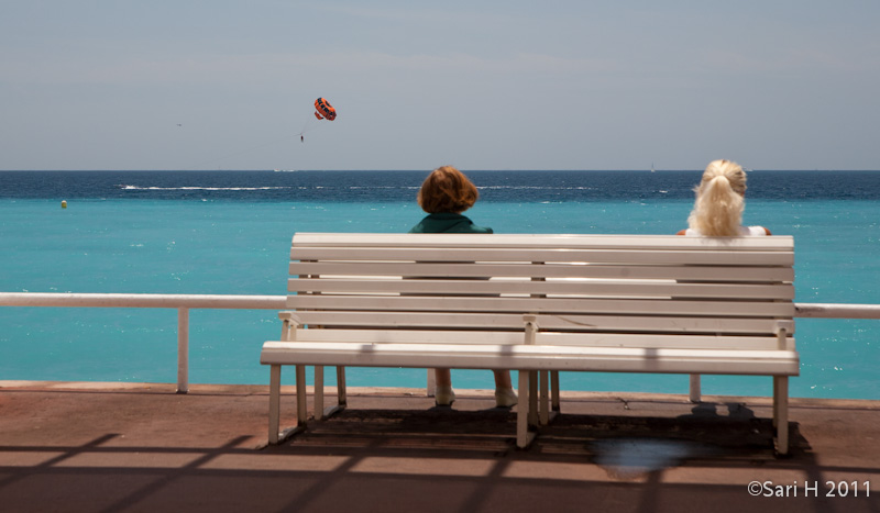 nizza-25.jpg - Promenade des Anglais, looking at the sea