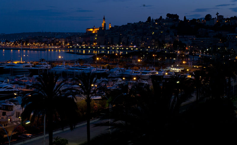 menton-8.jpg - Menton at night, seen from our hotel room balcony