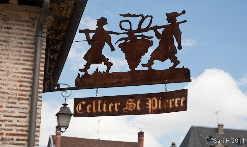 troyes-33.jpg - A winery Cellier St. Pierre