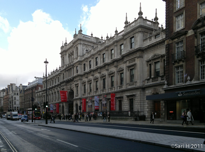 04112011810.jpg - Burlington House, Royal Academy of Arts in Piccadilly.