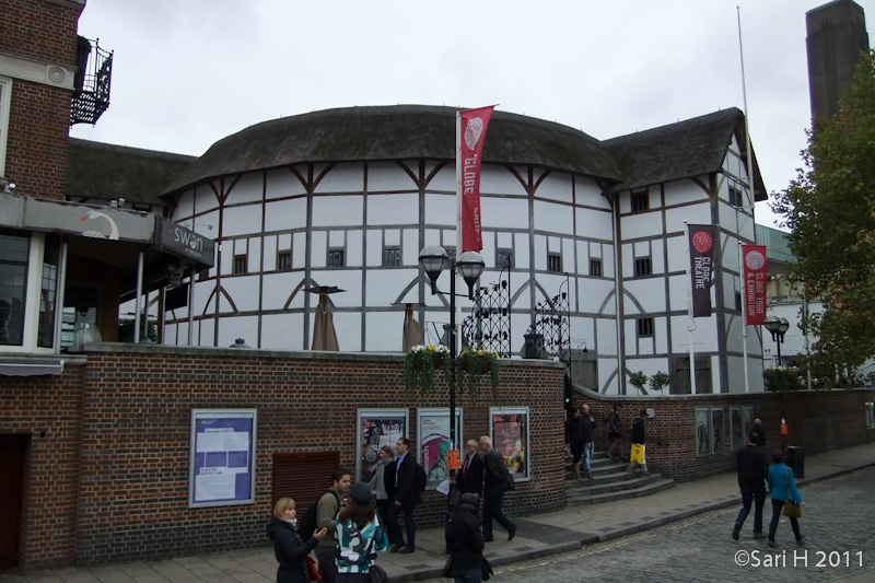 DSCF2697.jpg - The Globe. Shakespeare's Globe is a reconstruction of the Globe Theatre, an Elizabethan playhouse in the London Borough of Southwark, located on the south bank of the River Thames, but destroyed by fire in 1613, rebuilt 1614 then demolished in 1644. The modern reconstruction is an academic best guess, based on available evidence of the 1599 and 1614 buildings. It was founded by the actor and director Sam Wanamaker and built approximately 230 metres (750 ft) from the site of the original theatre. The theatre was opened to the public in 1997, with a production of Henry V. (Wikipedia)