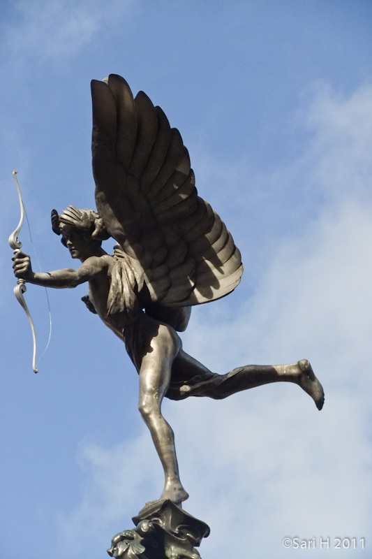 DSCF3645.jpg - Anteros on top of the Shaftesbury Monument Memorial Fountain.