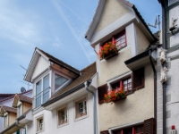 Schmidtengasse  Nr 5 is the narrowest house in the city centre, only 2.5m wide. : 2016, Baden-Württemberg, DE, Fujifilm XT-1, Germany, Radolfzell am Bodensee, kaupunki, kesäloma, matka, summer holiday, town, travel