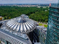 Sony center  The Sony Center is a JAHN designed Sony-sponsored building complex located at the Potsdamer Platz in Berlin, Germany. It opened in 2000 and houses Sony's German headquarters : 2016, Berliini, Berlin, Fujifilm, digital image, kaupunki, kesäloma, summer holiday, town