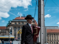 Busy and stylish  Kinda brings Blues Brothers in mind, except the tie : 2016, DEU, Fujifilm, Germany, LG G3, Leipzig, Sachsen, Saksa, digital image, historia, history, kaupunki, kesäloma, lLeipzig, matka, phone image, summer holiday, town, travel