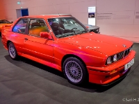 BMW M3 Sport Evolution  BMW M3 Sport Evolution, 1989-1990. Later the "Sport Evolution" model production run of 600 (sometimes referred as "EVO3") increased engine displacement to 2.5 L and produced 238 PS (175 kW). Sport Evolution models have enlarged front bumper openings and an adjustable multi-position front splitter and rear wing. Brake cooling ducts were installed in place of front foglights : 2016, BMW, BMW Museum, BMW Welt, Fujifilm, LG G3, Munich, München, car, digital image, historia, history, kesäloma, matka, motorbike, phone image, summer holiday, travel