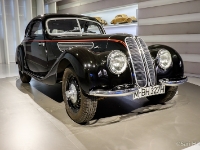 BMW 327/28  BMW 327/28, 1938. The first 327, launched in 1937, was a cabriolet. In 1938, this was joined by a fixed head coupé version. The car was shorter and lower than its sedan counterpart, but shared the famous BMW grill and a streamlined form representative of the more progressive designs of the 1930s. A higher-powered model, the 327/28, was offered with the M328 engine. 569 of these high-powered 327/28 cars were built up to 1940. : 2016, BMW, BMW Museum, BMW Welt, Fujifilm, LG G3, Munich, München, car, digital image, historia, history, kesäloma, matka, motorbike, phone image, summer holiday, travel