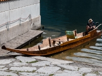 O sole mio  A gondola, a bit lost. : 2016, AUT, Austria, Fujifilm, Hallstatt, Itävalta, LG G3, Lahn, Oberösterreich, UNESCO, digital image, historia, history, kaupunki, kesäloma, phone image, summer holiday, town