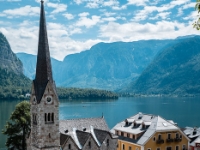 Low-flying bird view  Hallstatt, Protestant church, built in 1862 on the left. : 2016, AUT, Austria, Fujifilm, Hallstatt, Itävalta, LG G3, Oberösterreich, UNESCO, digital image, historia, history, kaupunki, kesäloma, phone image, summer holiday, town