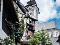 A path  A path to the church. This village is very tightly packed indeed. : 2016, AUT, Austria, Fujifilm, Hallstatt, Itävalta, LG G3, Oberösterreich, UNESCO, digital image, historia, history, kaupunki, kesäloma, phone image, summer holiday, town