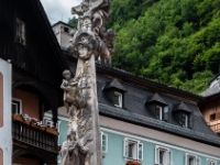 The Holy Trinity  The monument is erected in 1744 and the figures are made by Josef Anton Pfaffinger. : 2016, AUT, Austria, Fujifilm, Hallstatt, Itävalta, LG G3, Oberösterreich, UNESCO, digital image, historia, history, kaupunki, kesäloma, phone image, summer holiday, town