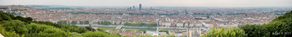 Lyon_1_pano_edit.jpg - Lyon seen from the Fourvière basilica