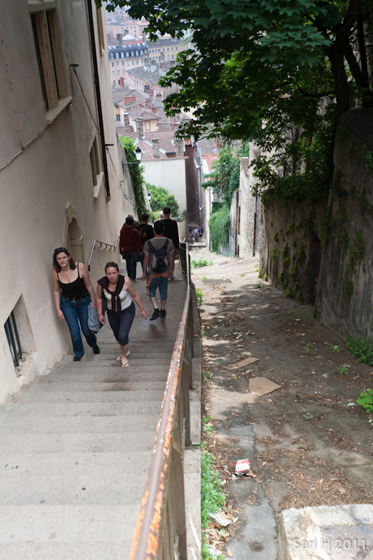 lyon-24.jpg - Stairs down from Fourvière. Or up, any which way you look at things.