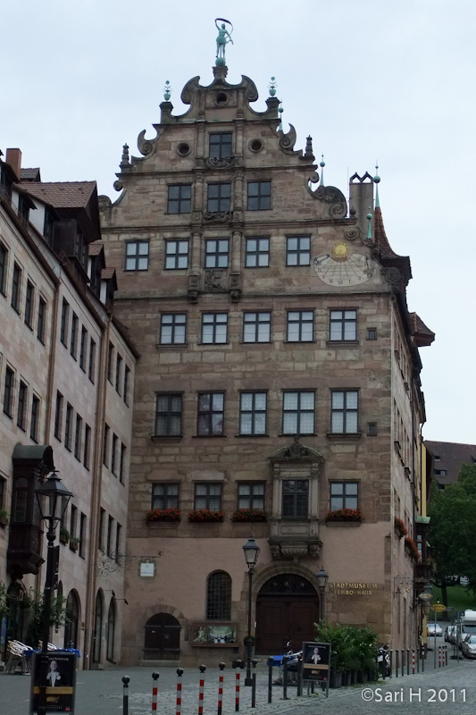 nurmberg-31.jpg - Stadtmuseum Fembohaus (City Museum Fembohaus). Nuremberg's only remaining large merchant house from the late Renaissance.