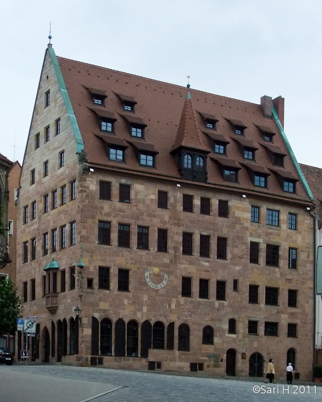 nurmberg-43.jpg - Das Goldene Posthorn, the oldest Wine hut in Germany, since 1498