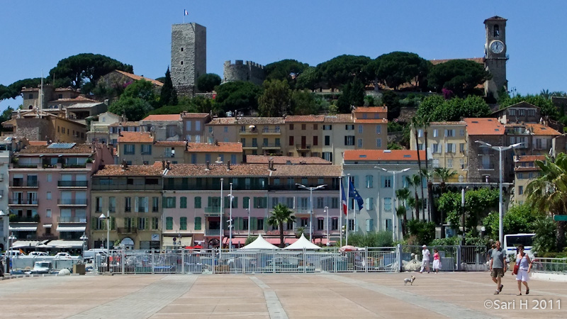 cannes-2.jpg - Cannes, the castle up on the hill