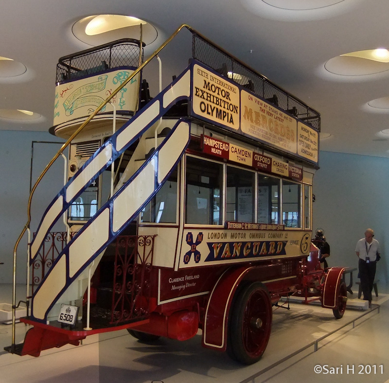 merc_museum-18.jpg - 1907 Milnes-Daimler Doppeldeckerbus, the chassis was made by Daimler Motoren Gesellschaft and the body was added in England. 400 of these were in use in London up to 1907.