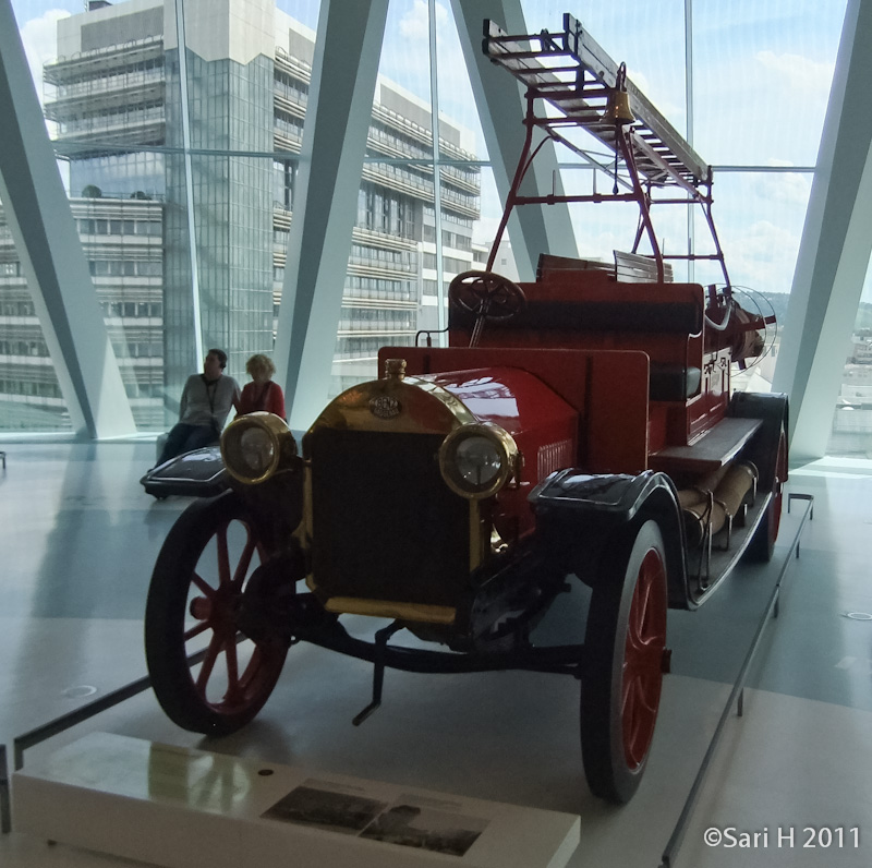 merc_museum-38.jpg - 1912 Benz Feuerwehr-Motorspritze. 58 hp, top speed 40 km/h.