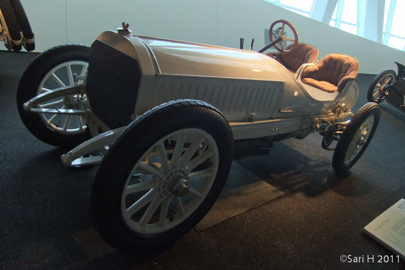 merc_museum-46.jpg - 1906 Mercedes 120 PS Rennwagen. 120 hp, top speed 150 km/h. World's first six-cylinder engine race car.