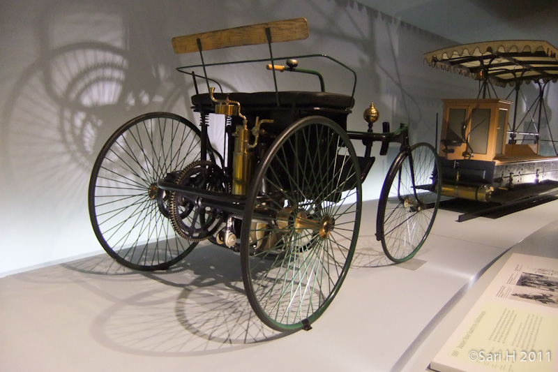 merc_museum-6.jpg - Daimler motorized carriage, 1886. World's first four-wheeled automobile, 1.1hp. Engine is the so-called Grandfather Clock.