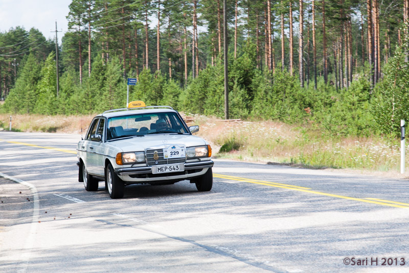 Mercedes-Benz 200D